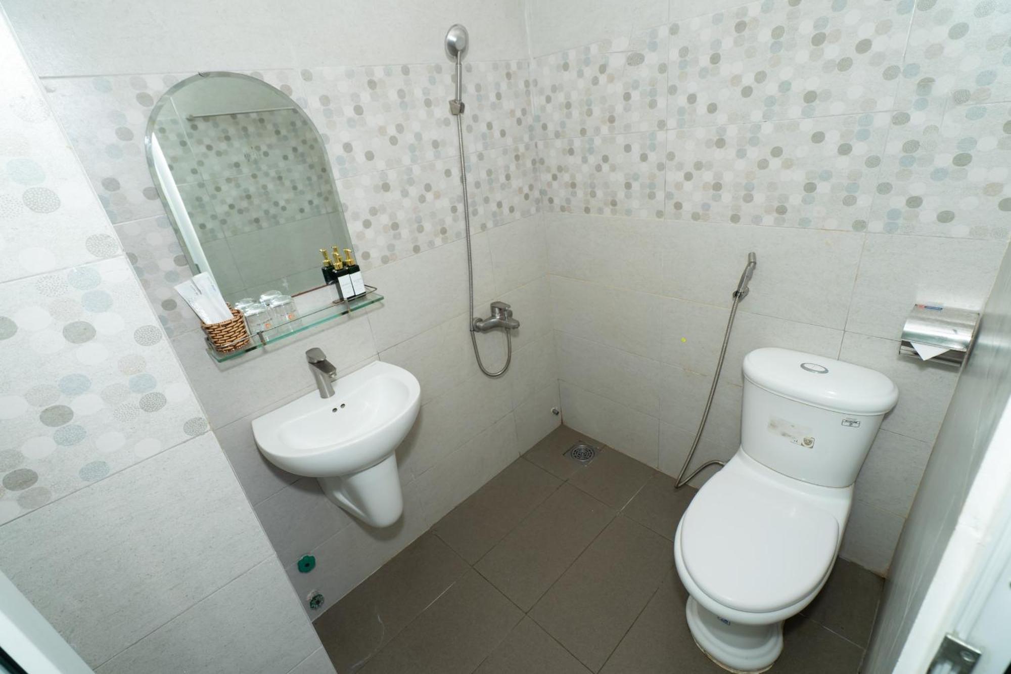 Bona Khách sạn